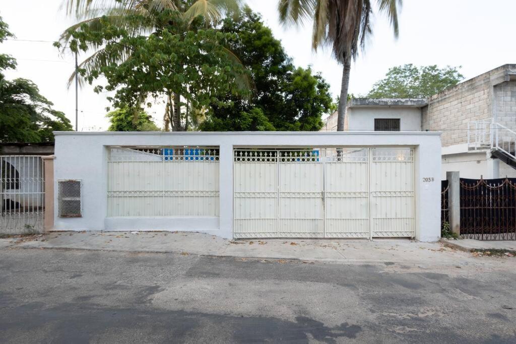 バリャドリッド La Sultana Amazing New House With Poolヴィラ エクステリア 写真